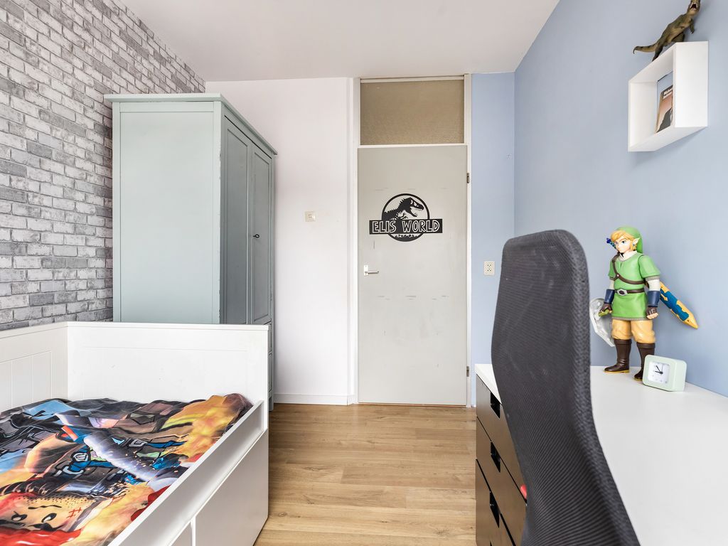 Kruisbessendreef 6, ROZENBURG