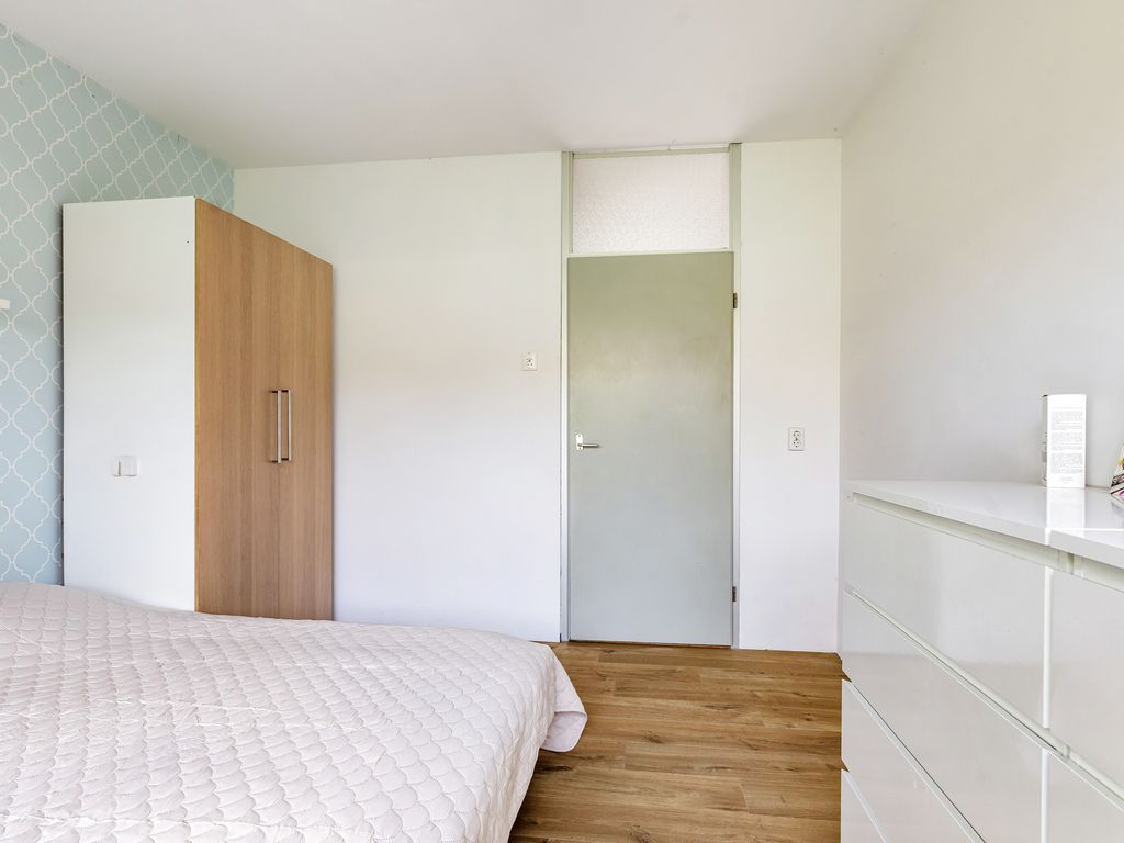 Kruisbessendreef 6, ROZENBURG