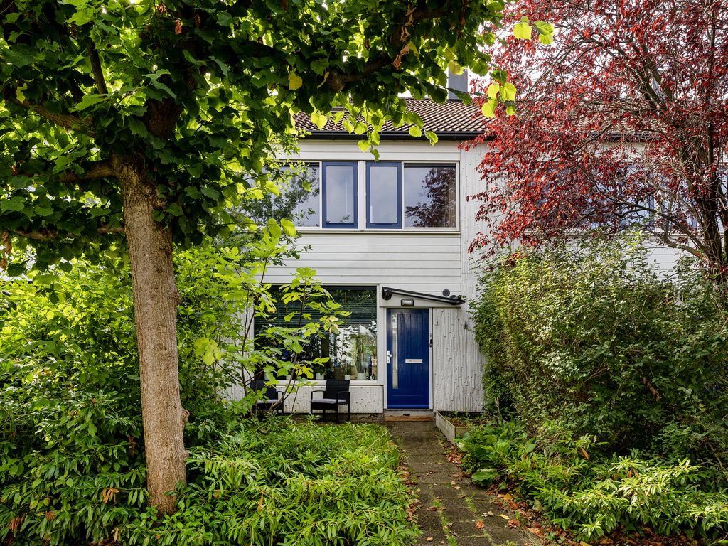 Kruisbessendreef 6, ROZENBURG
