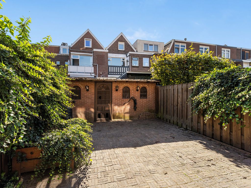 Burgemeester Bosstraat 36, ROTTERDAM