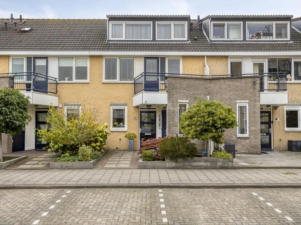 Paganinistraat 99, CAPELLE AAN DEN IJSSEL