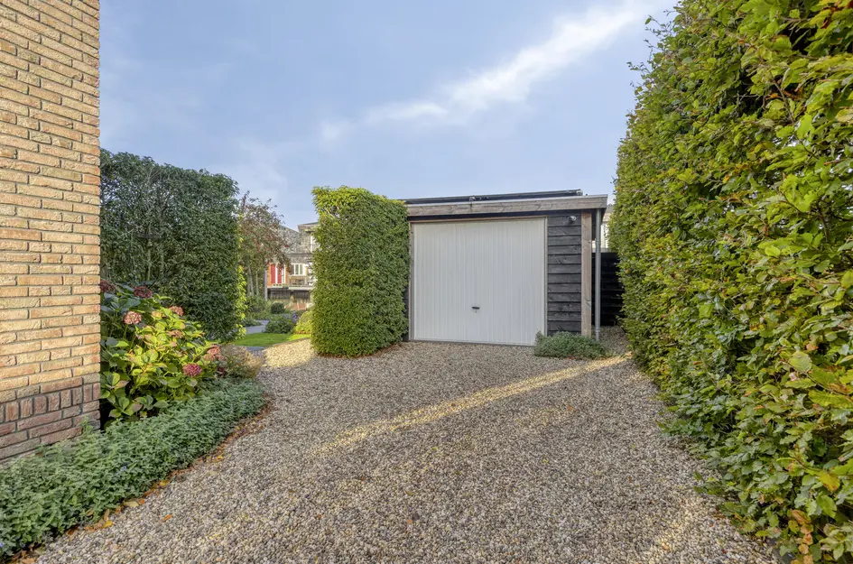Adam Knikmanstraat 5