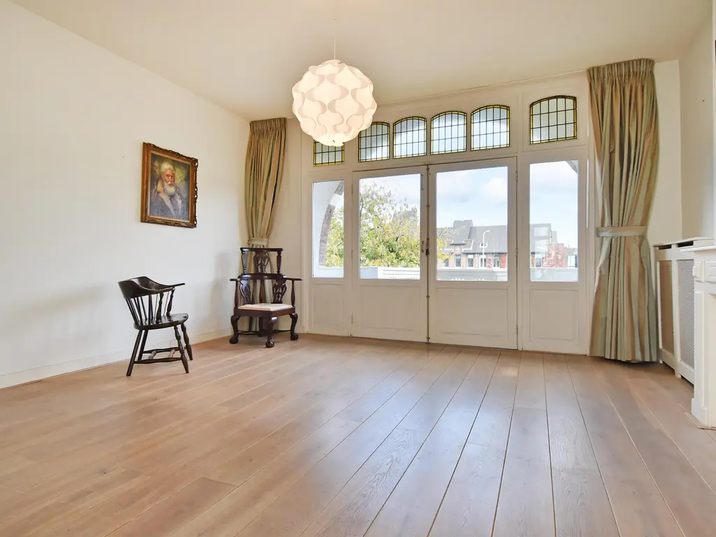 Koninginnegracht 113, 'S-GRAVENHAGE