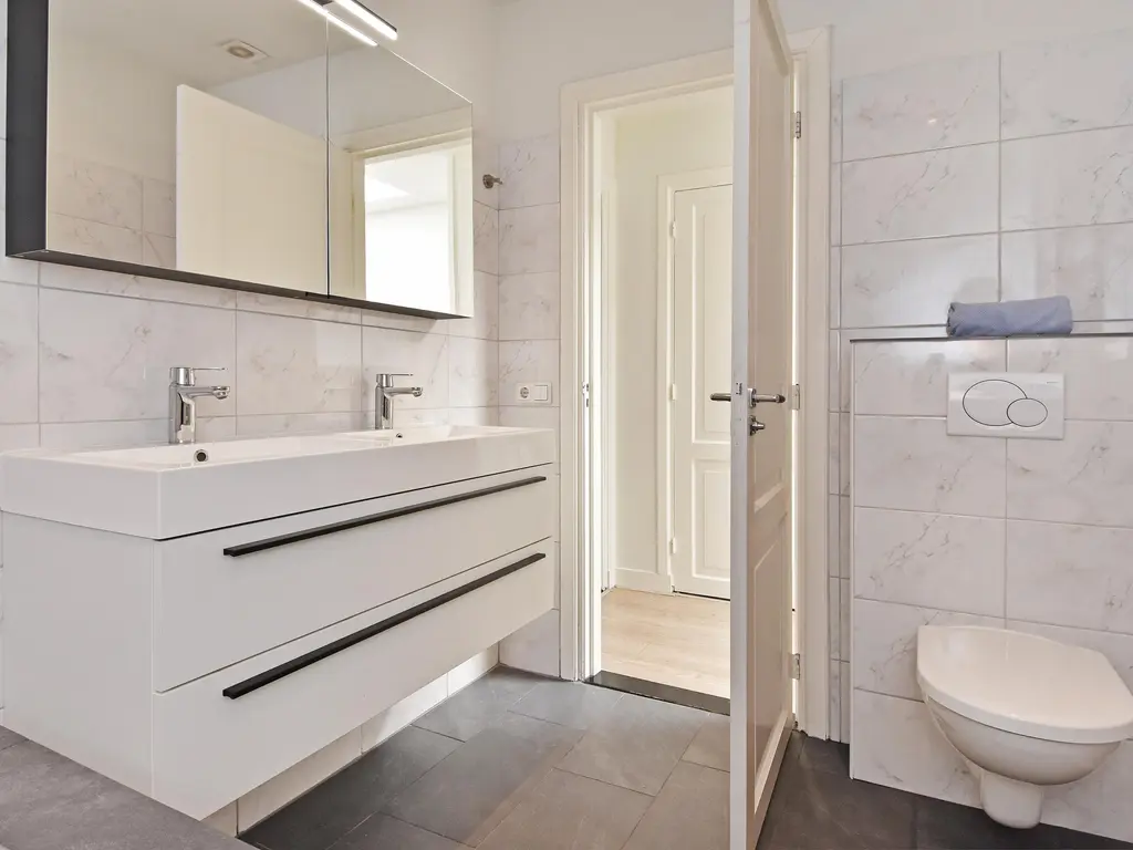 Koninginnegracht 113, 'S-GRAVENHAGE