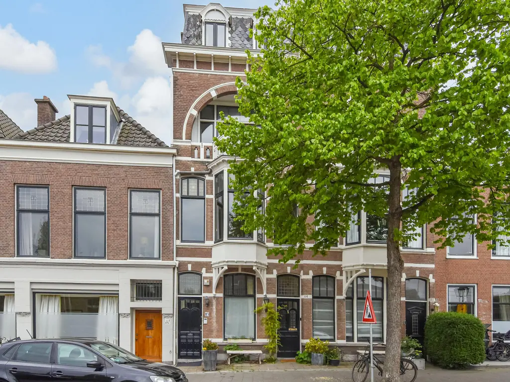 Koninginnegracht 113, 'S-GRAVENHAGE