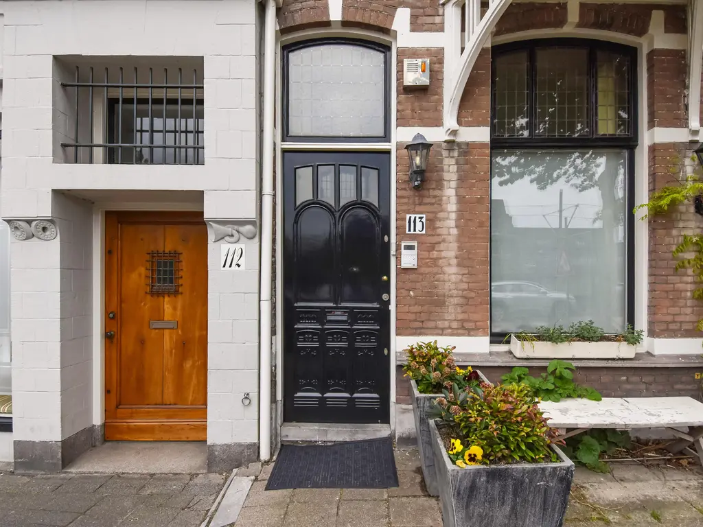 Koninginnegracht 113, 'S-GRAVENHAGE
