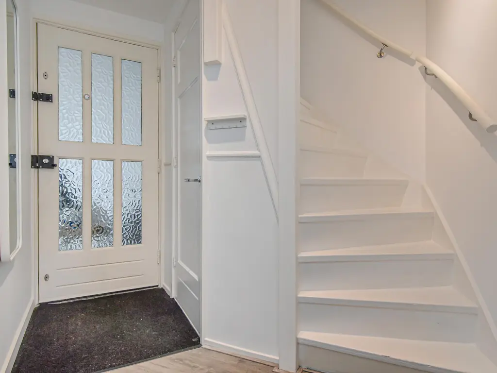 van Watervlietstraat 34, VOORBURG