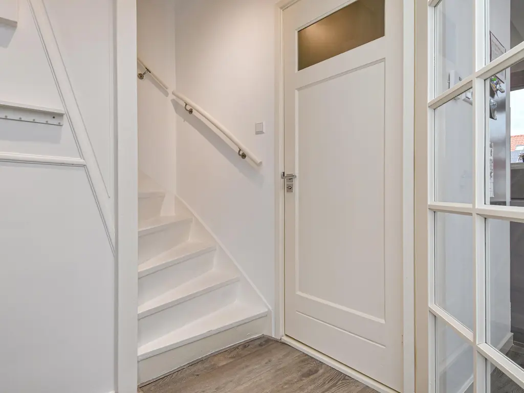 van Watervlietstraat 34, VOORBURG
