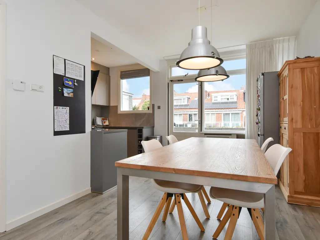van Watervlietstraat 34, VOORBURG