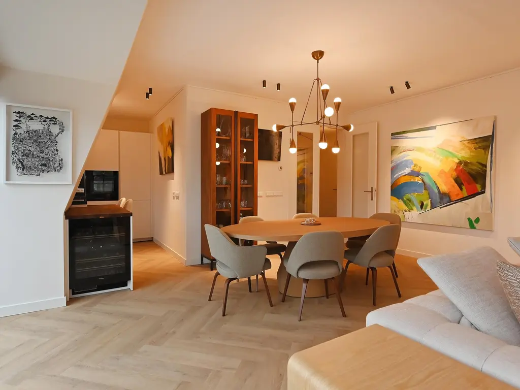 Koninginnegracht 92B, 'S-GRAVENHAGE