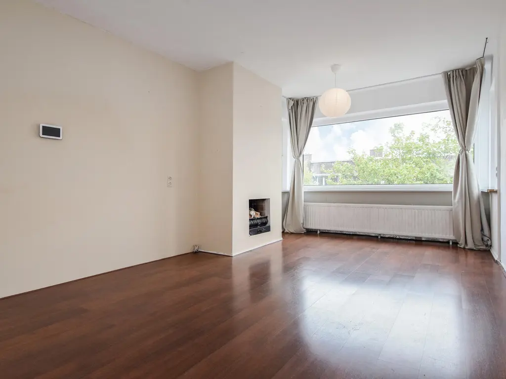 Juliana van Stolberglaan 337, 'S-GRAVENHAGE