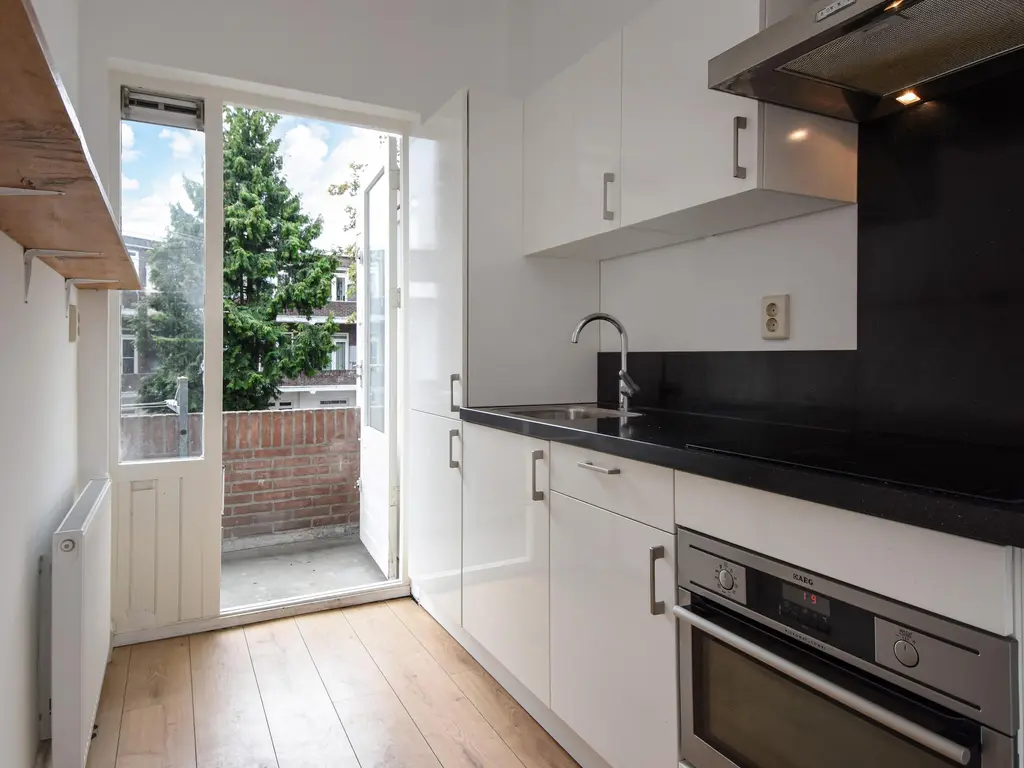 Juliana van Stolberglaan 339, 'S-GRAVENHAGE