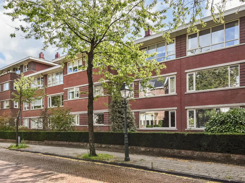 Plesmanweg 46, 'S-GRAVENHAGE