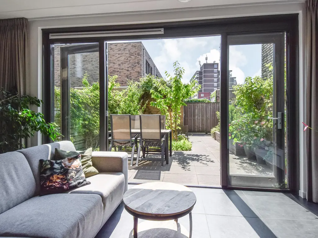 Lekstraat 113, 'S-GRAVENHAGE