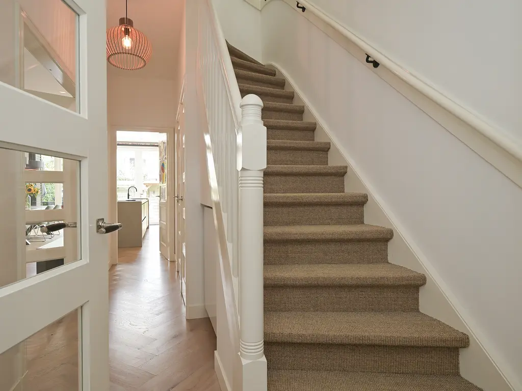 Van der Woertstraat 34, 'S-GRAVENHAGE
