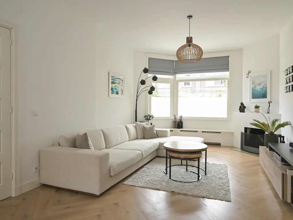 Van der Woertstraat 34, 'S-GRAVENHAGE