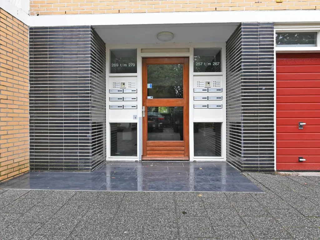 Landréstraat 261, 'S-GRAVENHAGE