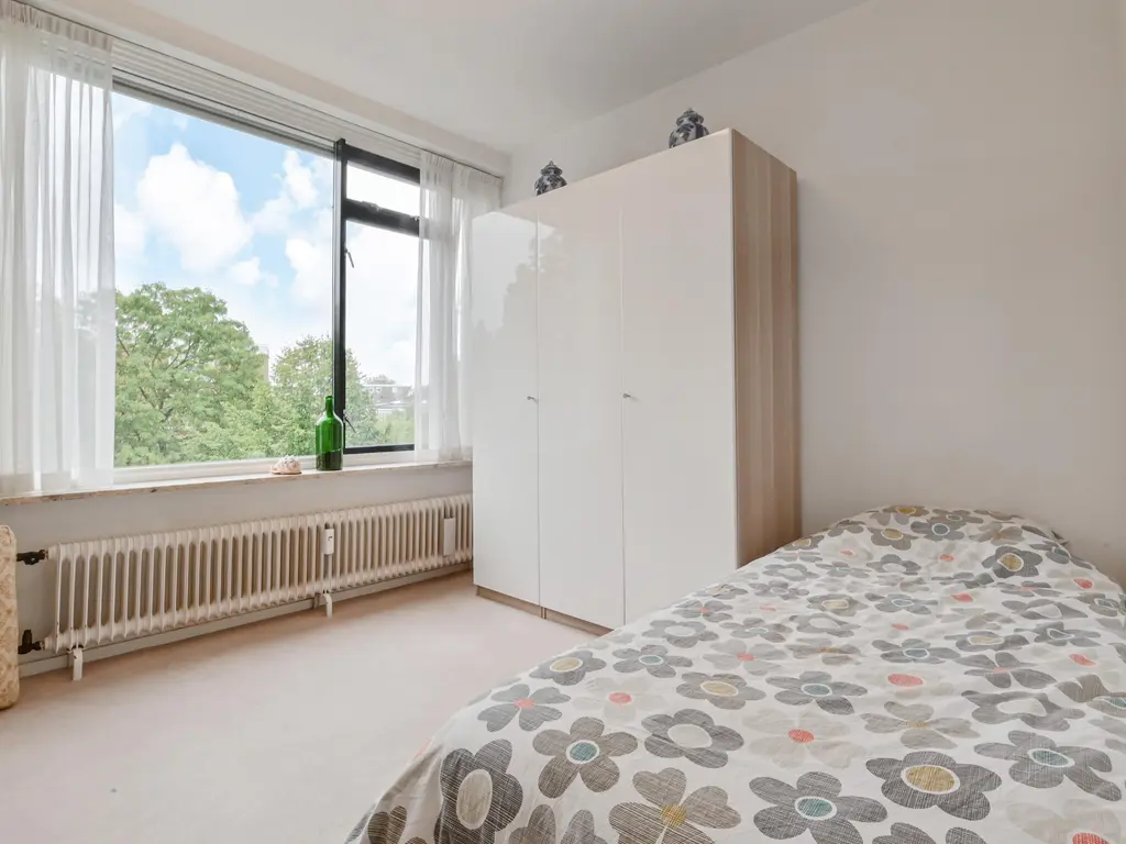 Landréstraat 261, 'S-GRAVENHAGE