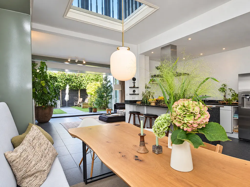 Van Loostraat 125, 'S-GRAVENHAGE