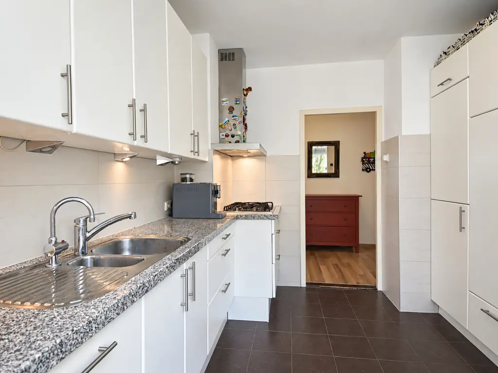 Suzannaland 424, 'S-GRAVENHAGE