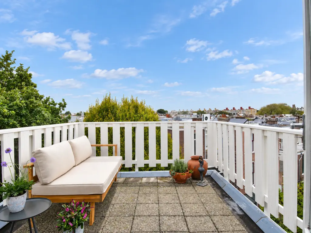 Groot Hertoginnelaan 223B, 'S-GRAVENHAGE