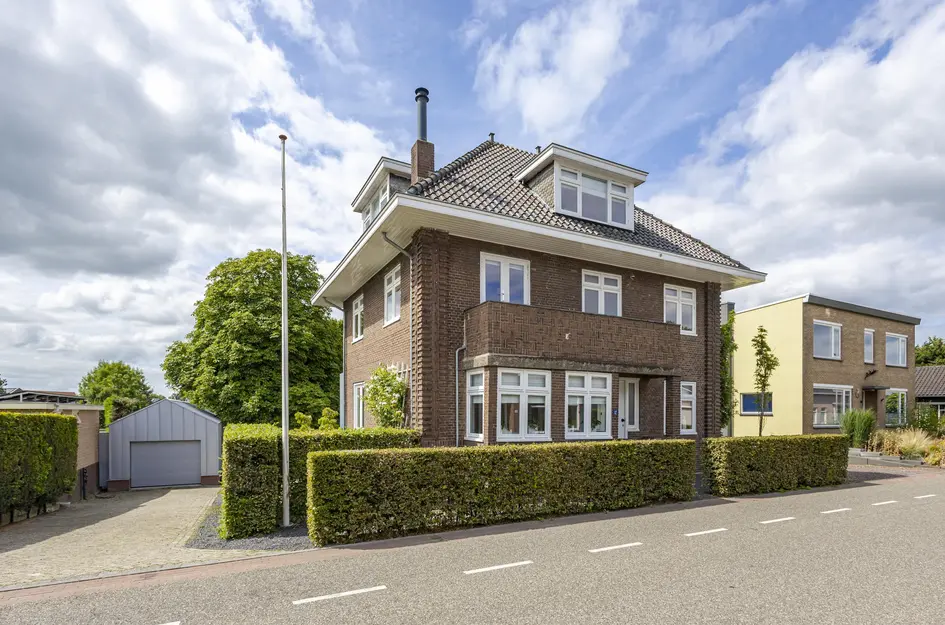 Bazeldijk 12
