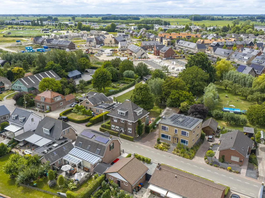 Bazeldijk 12, MEERKERK