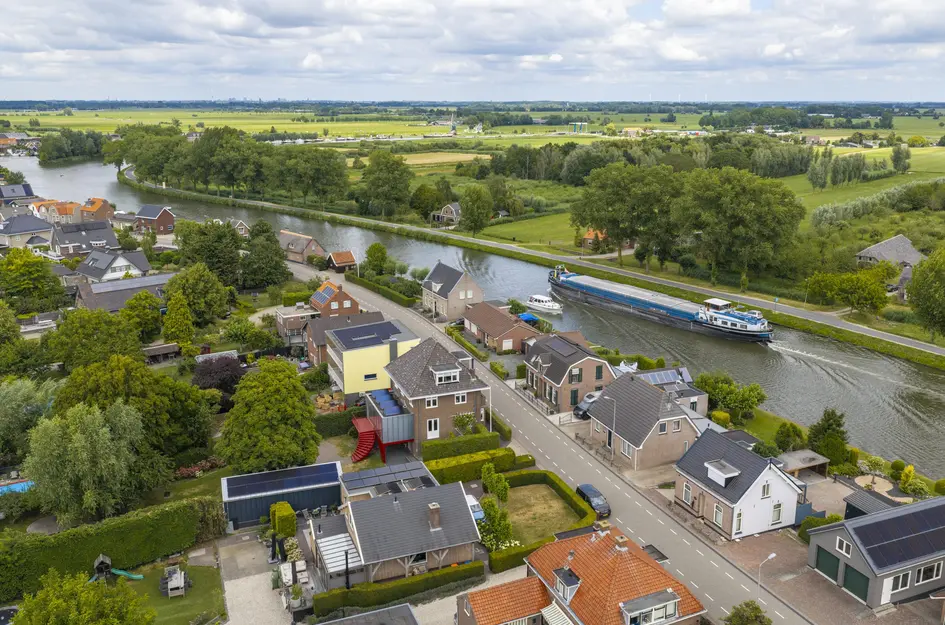 Bazeldijk 12
