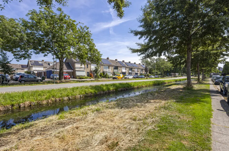 Burgemeester van der Bruggelaan 6