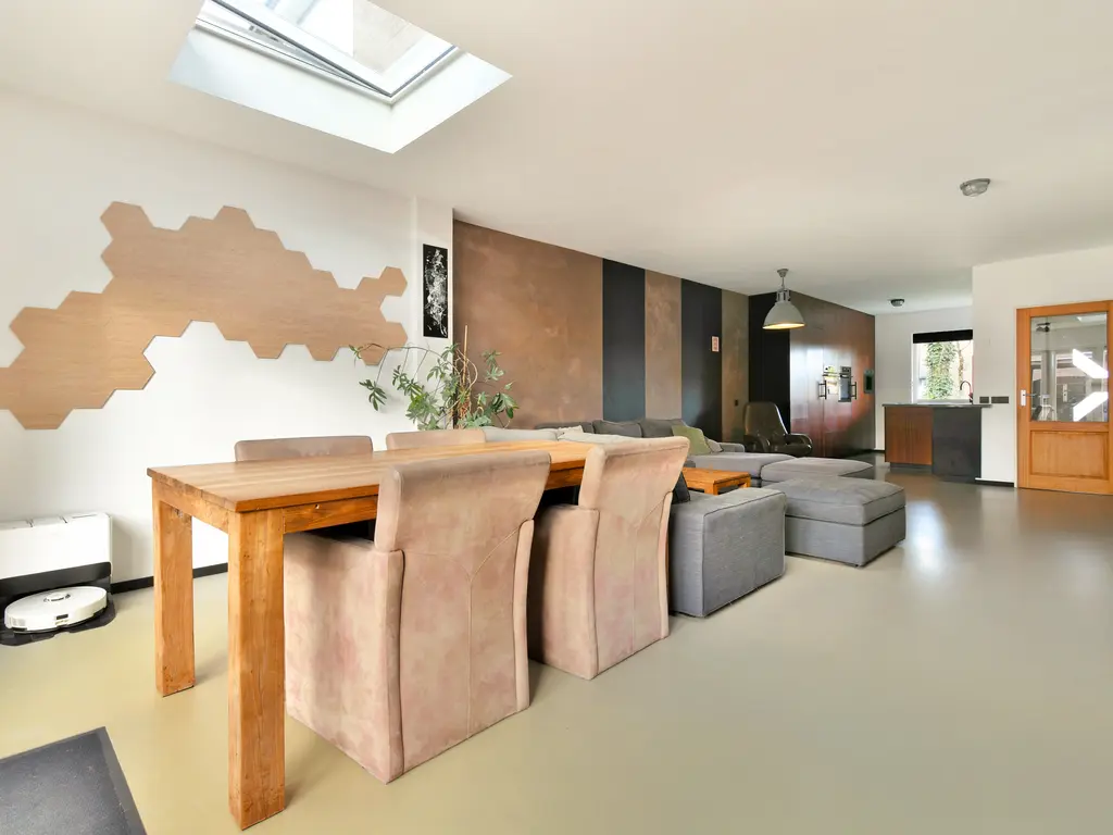 Symfonielaan 33, SPIJKENISSE
