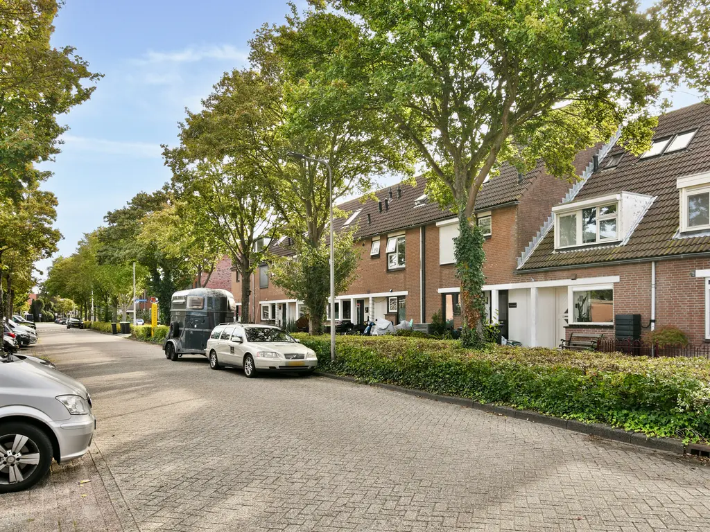 Symfonielaan 33, SPIJKENISSE