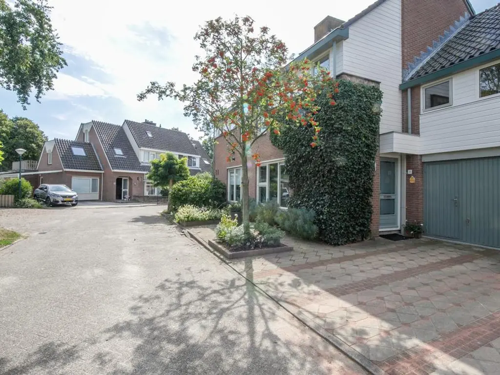 de Grebbe 11, WOERDEN