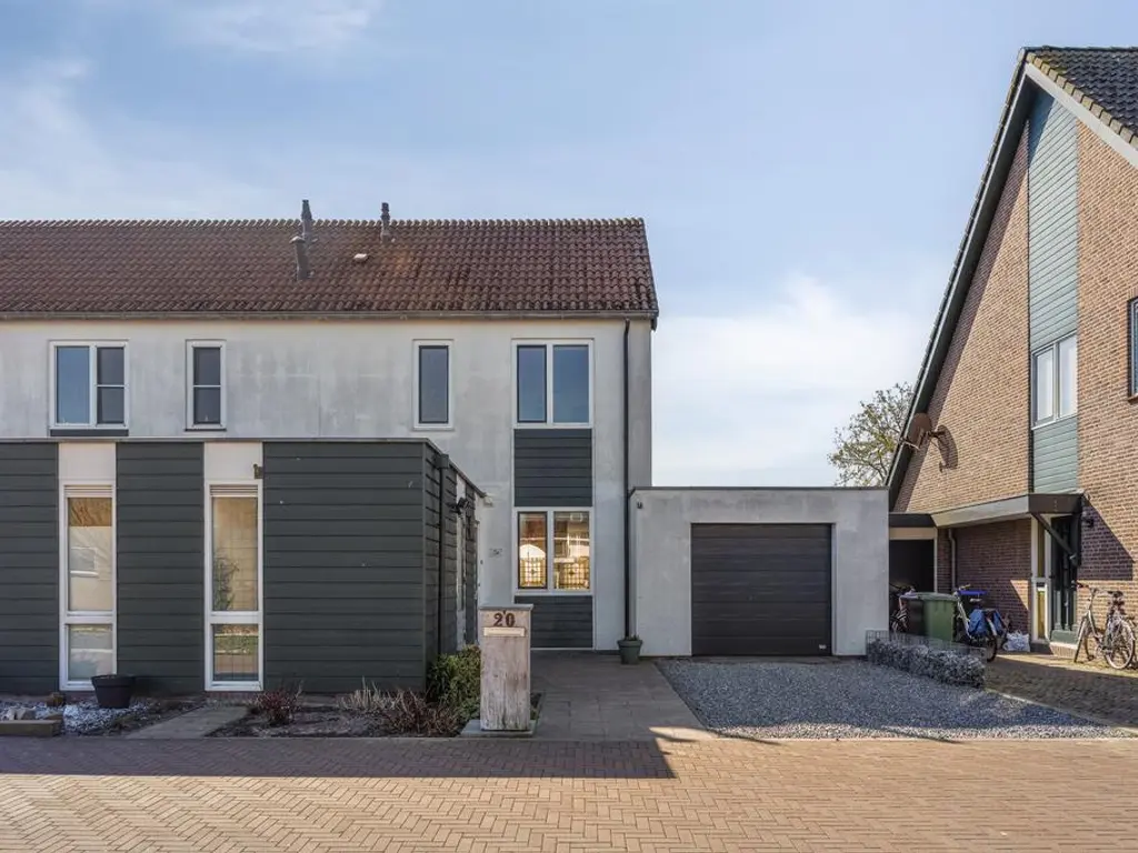 Roerdompstraat 20, KAMERIK