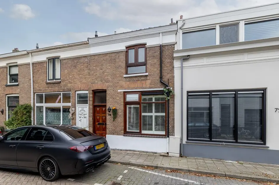 Oosterstraat 74