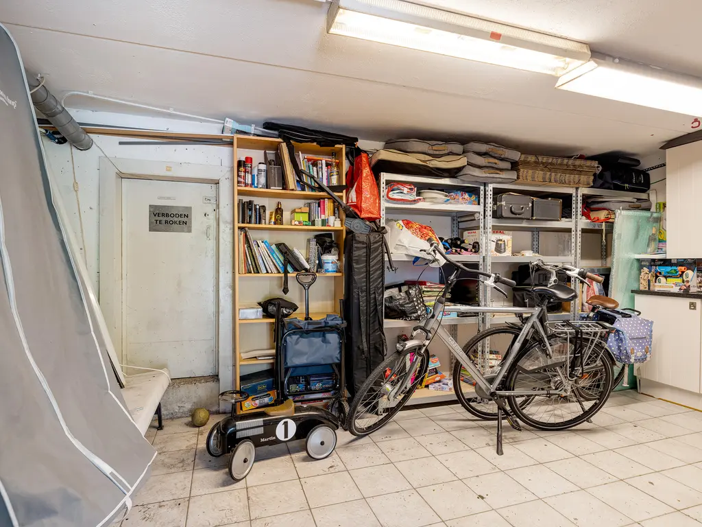Zestienhovensekade 145, ROTTERDAM