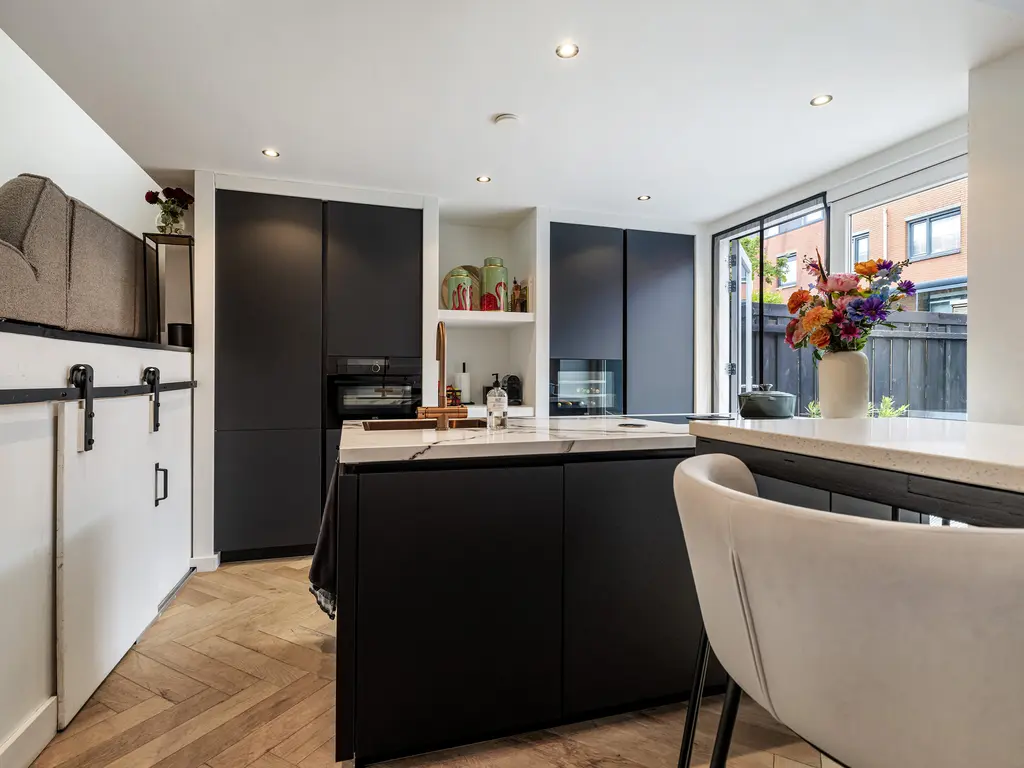 Halleystraat 23A, SCHIEDAM