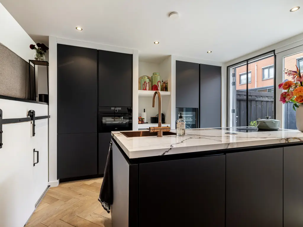 Halleystraat 23A, SCHIEDAM