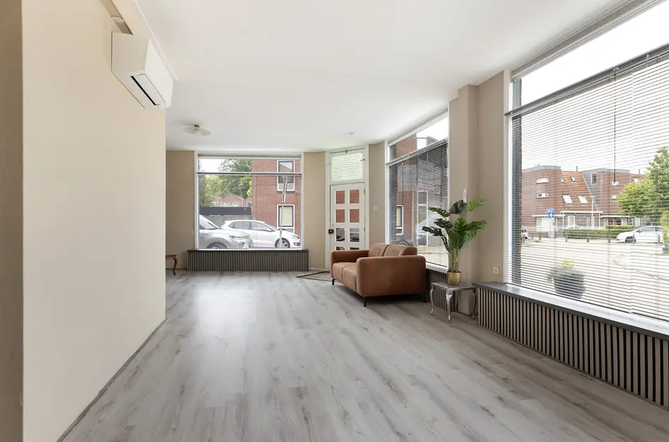 Oranjestraat 4