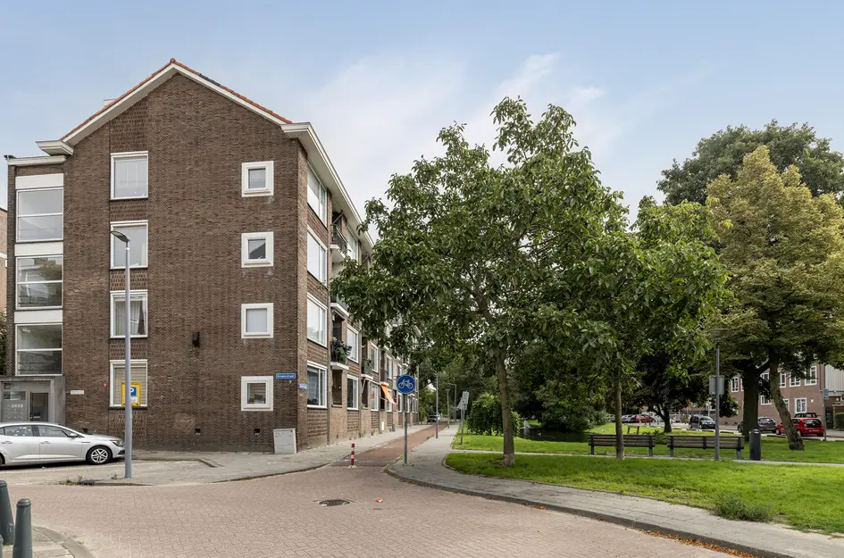 Hoekersingel 35