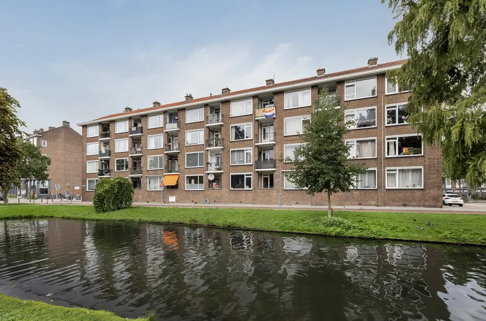Hoekersingel 35
