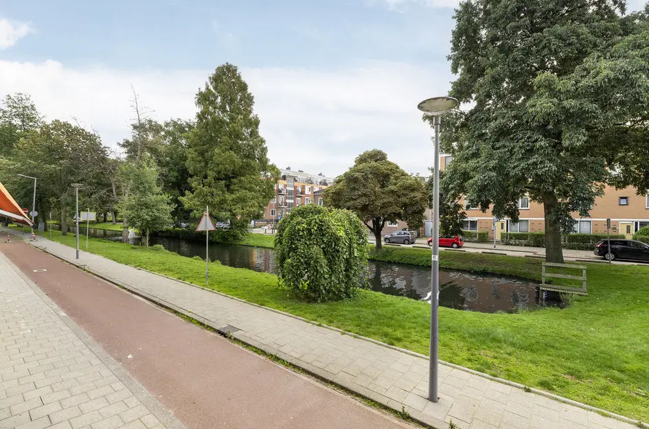 Hoekersingel 35