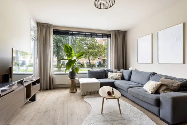 Hoekersingel 35
