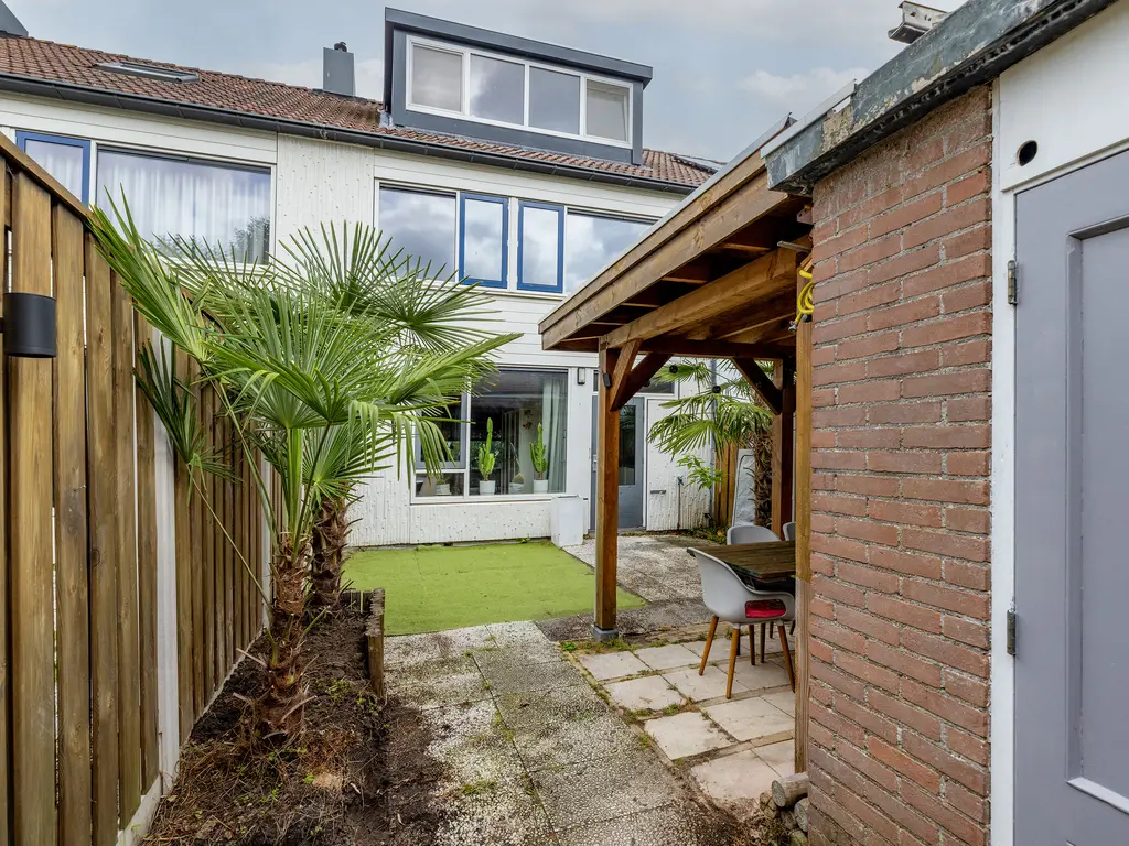 Kruisbessendreef 6, ROZENBURG