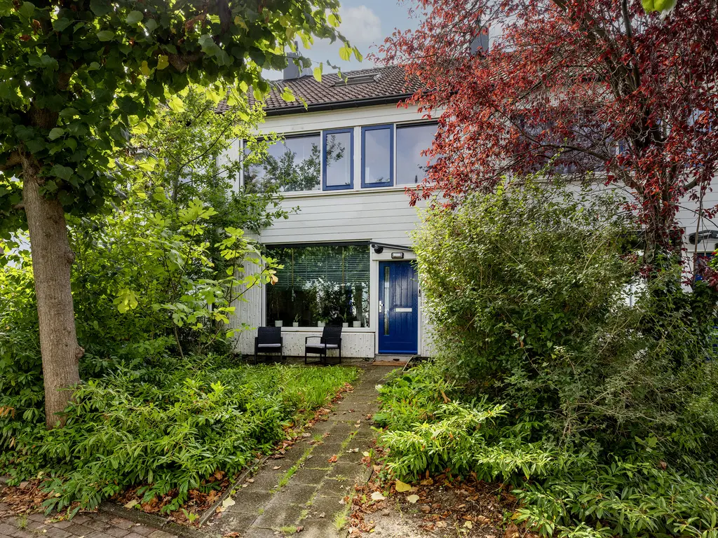 Kruisbessendreef 6, ROZENBURG