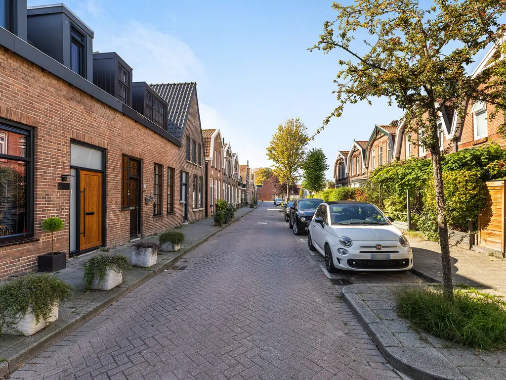 Burgemeester Bosstraat 36, ROTTERDAM