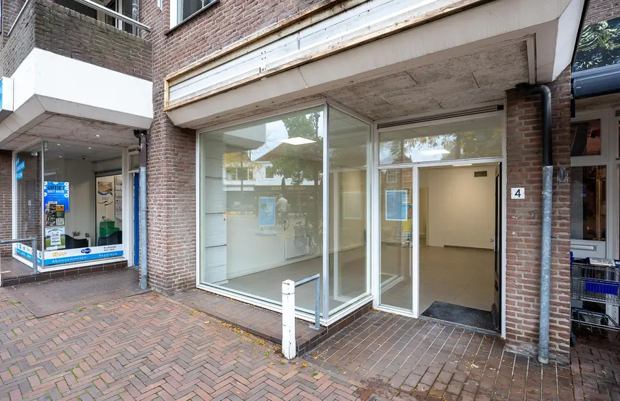 Houttuin 4