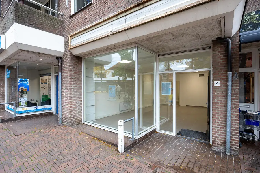 Houttuin 4