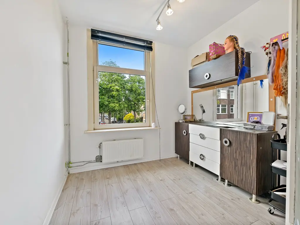 Elise Van Calcarstraat 24, Den Haag
