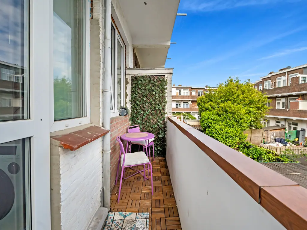 Elise Van Calcarstraat 24, Den Haag