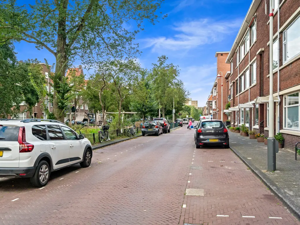 Aarnout Drostlaan 68, Den Haag
